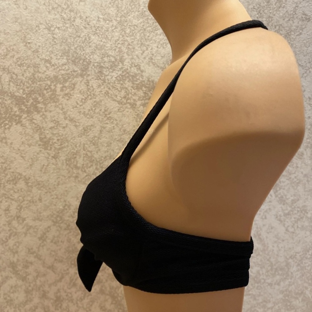 Elegant Black Tie-Front Bikini Top - Picture 8 of 15